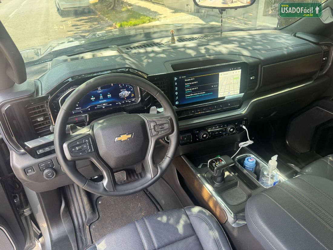 CHEVROLET/GM Silverado High Country 5.3 V8 AWD Automático 2024/2025 — foto 2 de 30