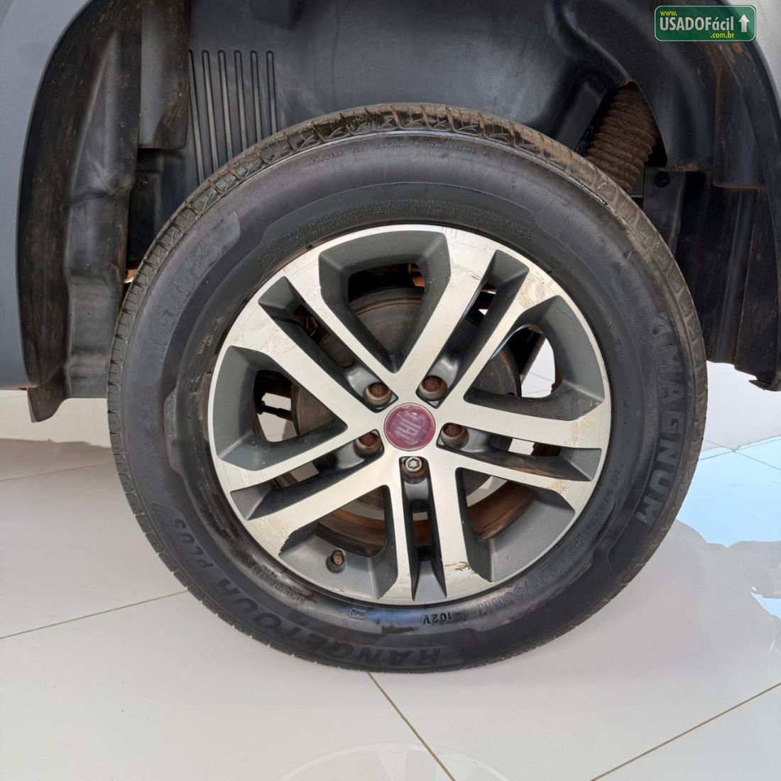 Fiat Toro Freedom 2.4 Automático Flex 2016/2017 — foto 14 de 15