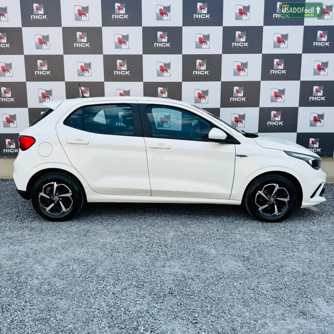 Fiat Argo Drive 1.0 Flex 2018/2018 — foto 9 de 24