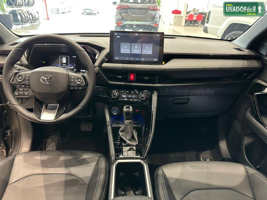 TOYOTA YARIS CROSS 1.5 XRX automático híbrido 2026/2026 — foto 8 de 17