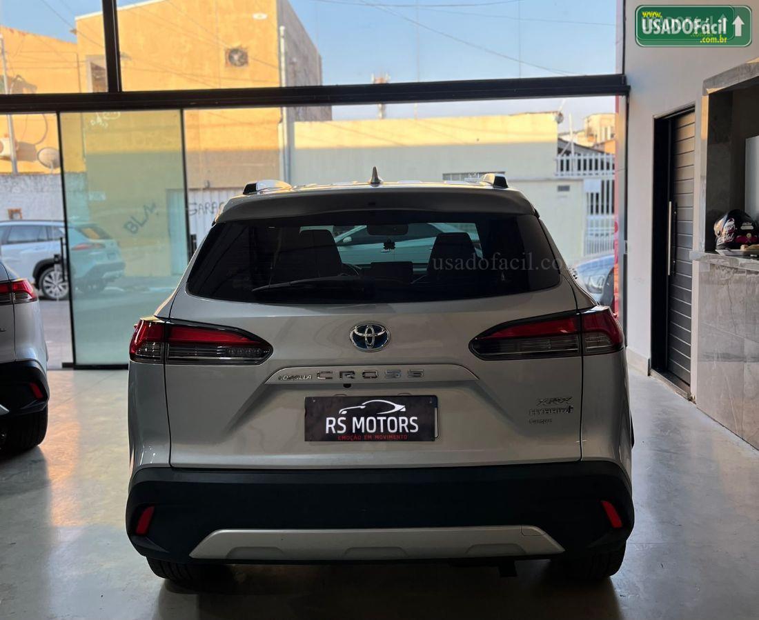 TOYOTA Corolla Cross XRX 1.8 Automático Híbrido 2023/2024 — foto 5 de 17