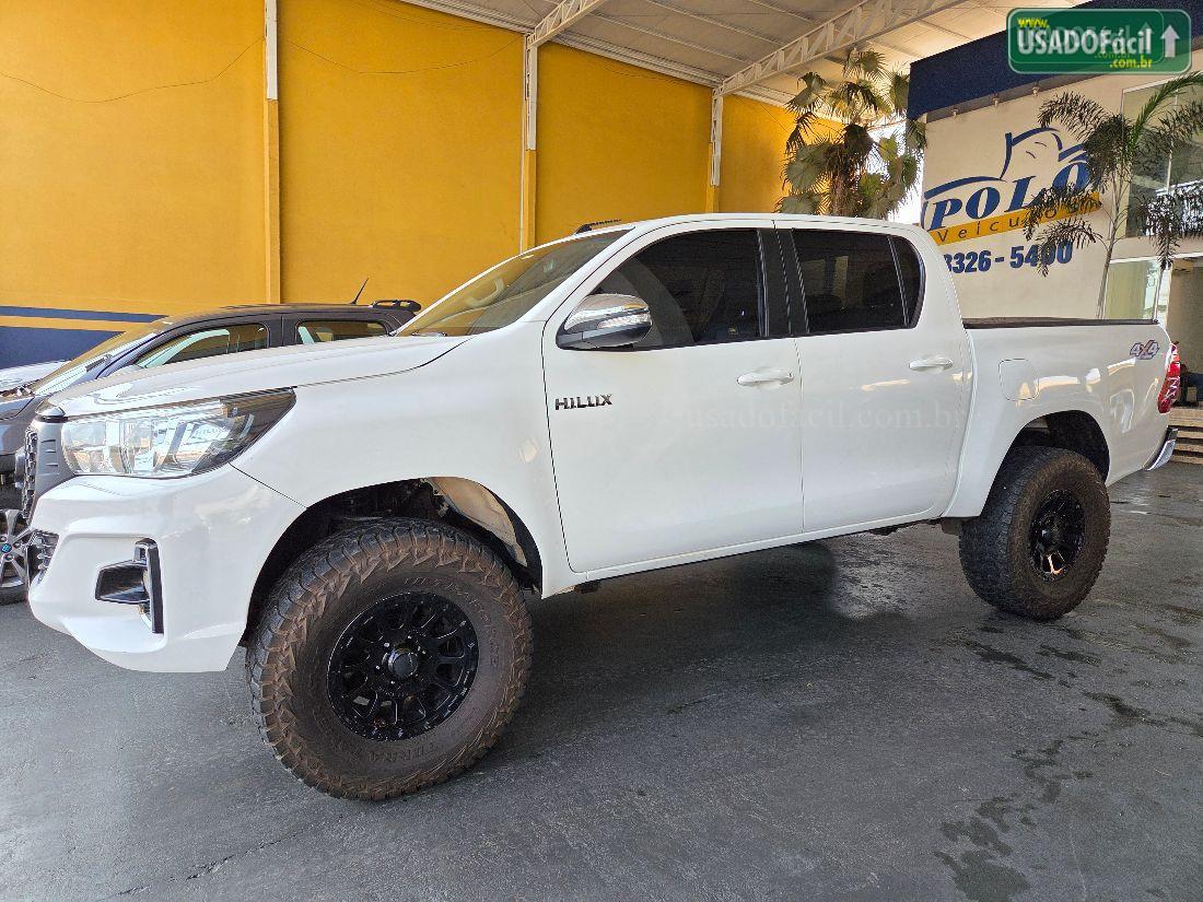 TOYOTA Hilux SR CD 2.8 TDI 4X4 Diesel Automático 2019/2019 — foto 3 de 11
