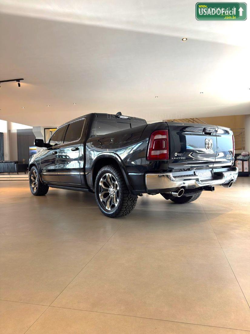 RAM Ram 1500 Limited CD 5.7 4x4 Automático 2023/2023 — foto 4 de 10