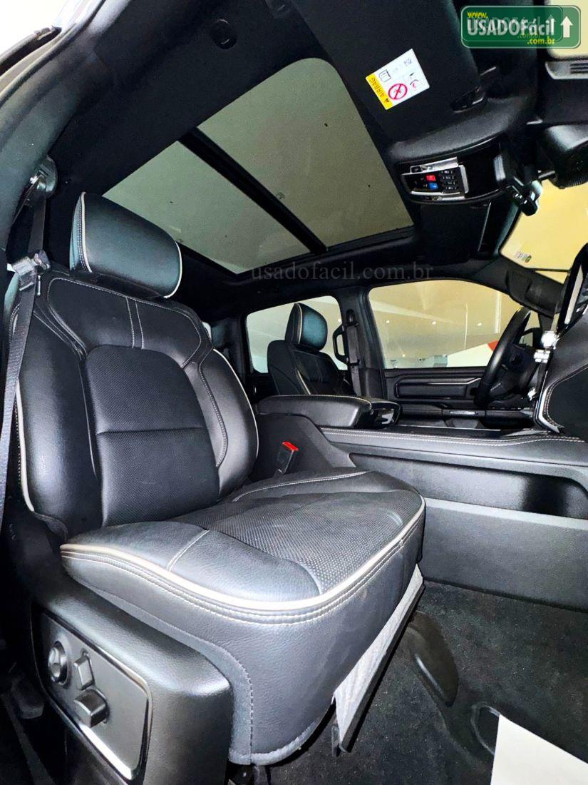 RAM Ram 1500 Limited CD 5.7 4x4 Automático 2023/2023 — foto 8 de 10