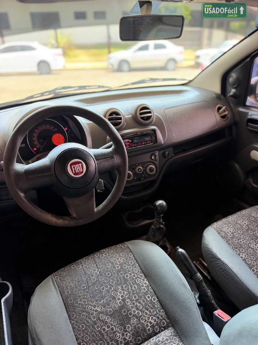 Fiat Uno Vivace Celebration 1.0 EVO Fire Flex 5P 2011/2012 — foto 12 de 14