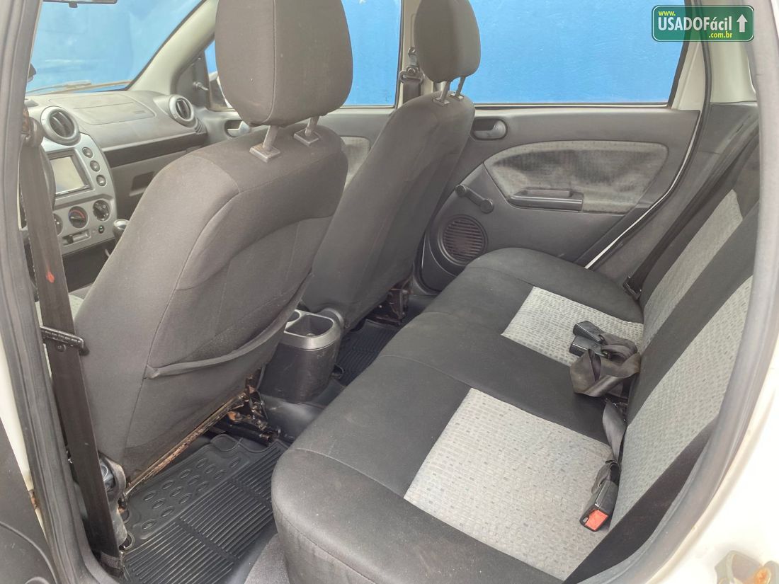 Ford Fiesta Sedan 1.6 Mecânico Flex 2013/2014 — foto 10 de 14