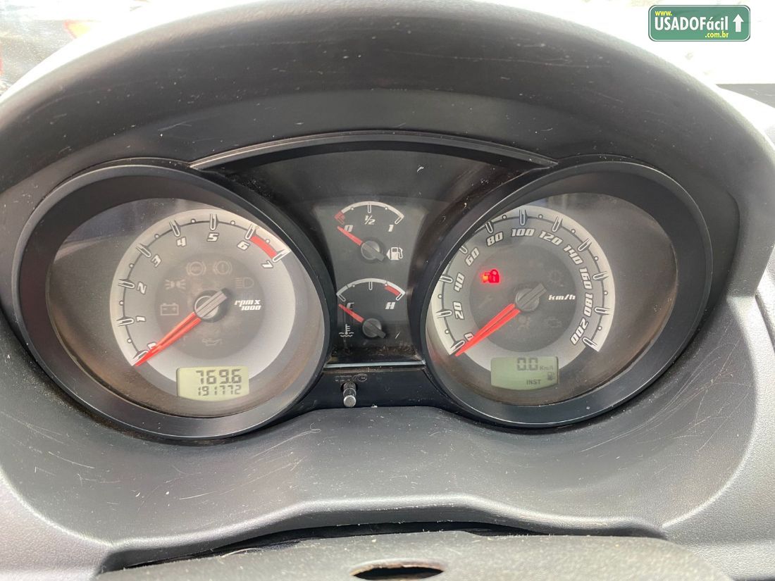 Ford Fiesta Sedan 1.6 Mecânico Flex 2013/2014 — foto 14 de 14
