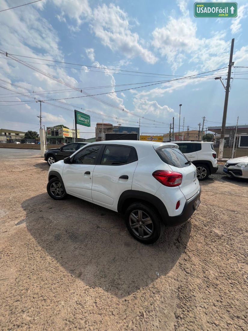 Renault Kwid Zen 1.0 Mecânico Flex 2023/2024 — foto 4 de 9