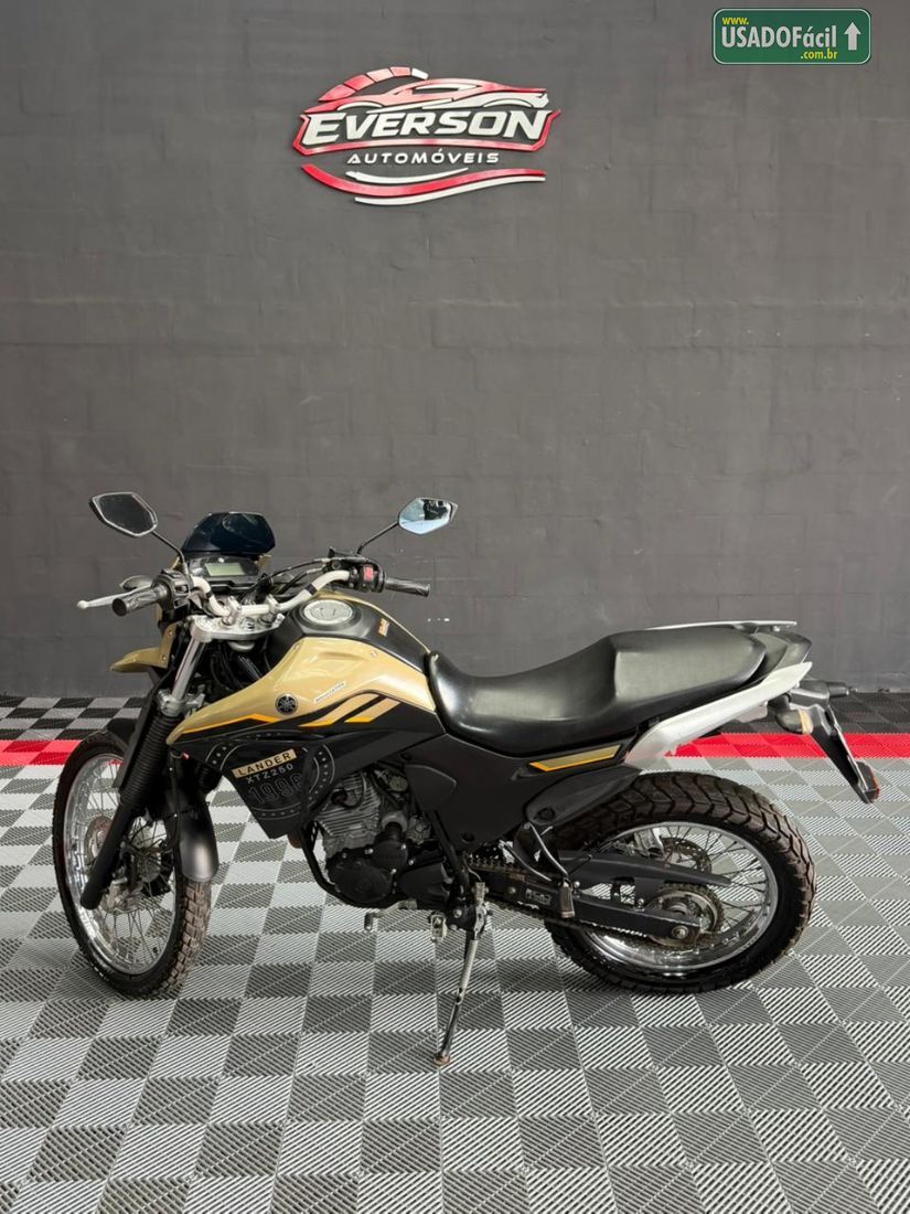 Yamaha XTZ 250 Lander 2022/2023 — foto 2 de 7