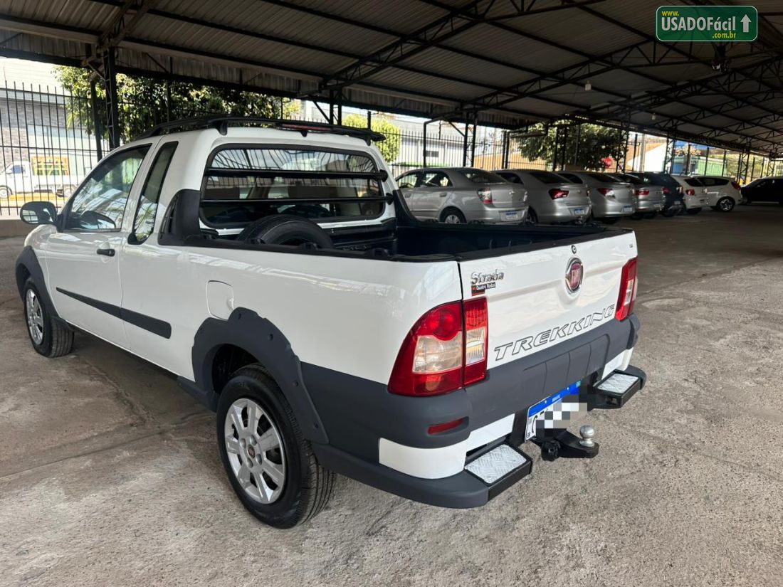Fiat Strada Trekking CE 1.6 Flex 2013/2013 — foto 6 de 10