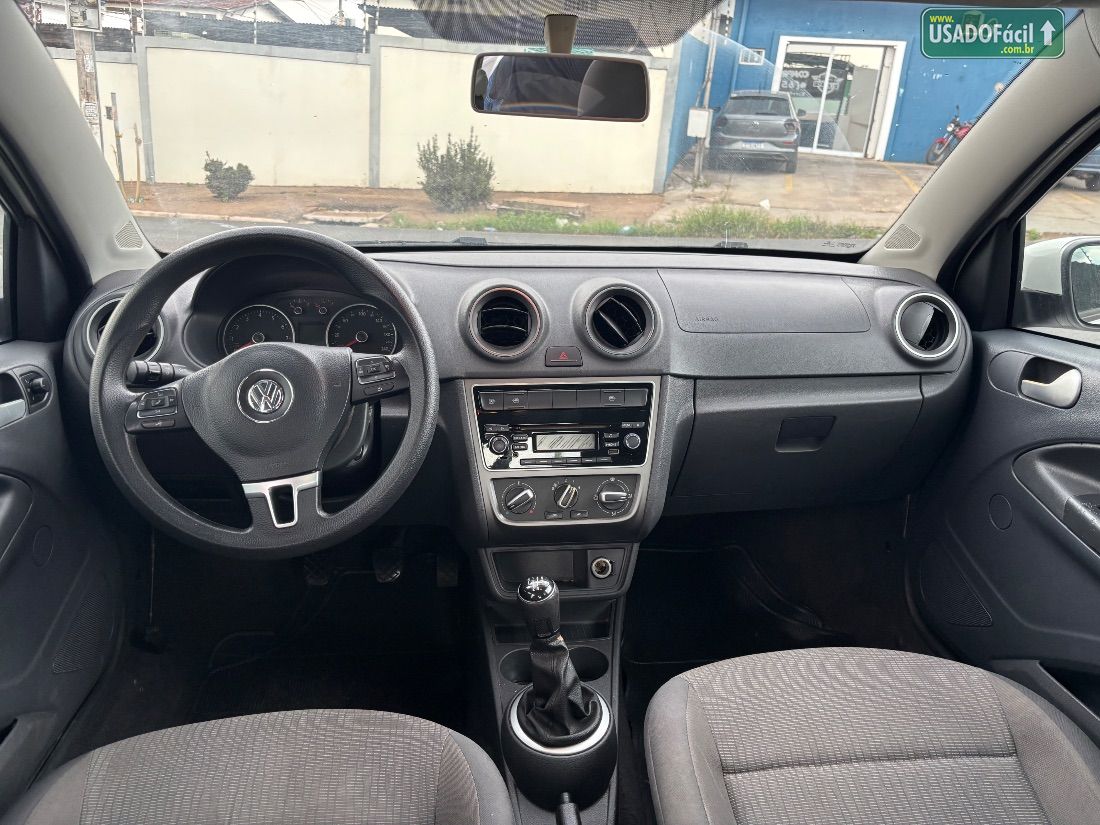Volkswagen Voyage Comfortline 1.6 Total Flex 2013/2014 — foto 10 de 12