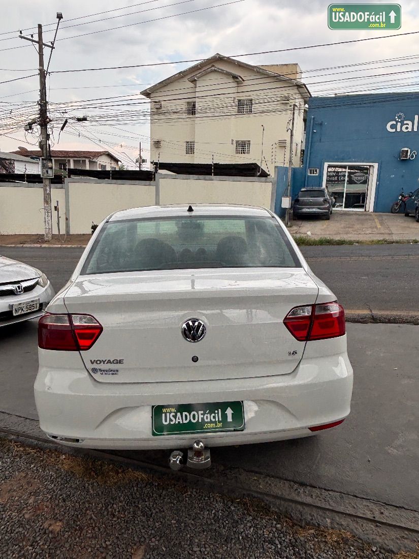 Volkswagen Voyage Comfortline 1.6 Total Flex 2013/2014 — foto 5 de 12
