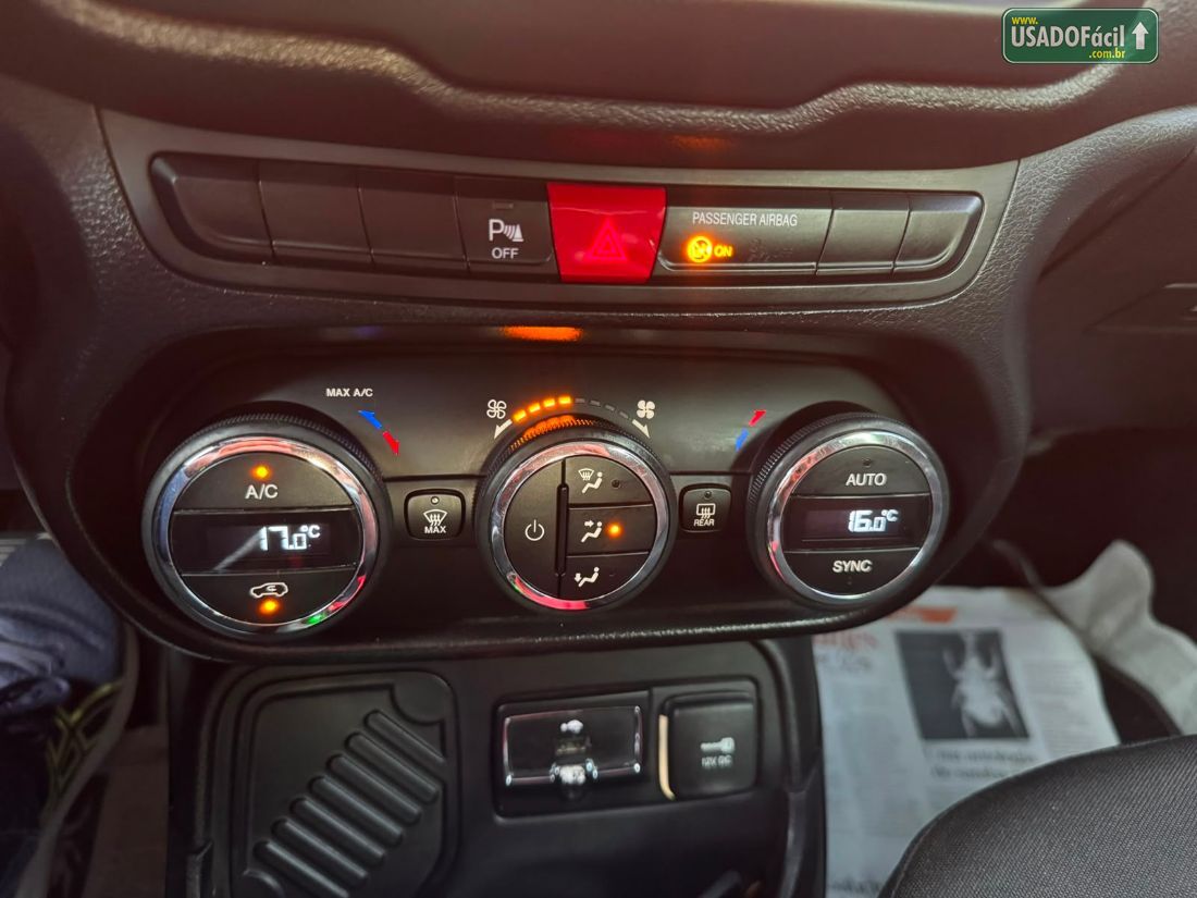 Jeep Renegade Longitude 1.8 4x2 Automático Flex 2016/2017 — foto 11 de 14