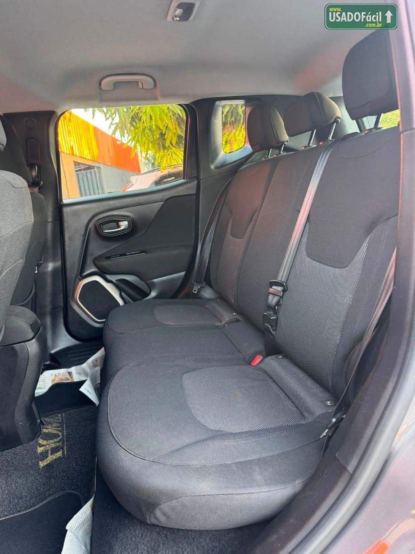 Jeep Renegade Longitude 1.8 4x2 Automático Flex 2016/2017 — foto 12 de 14