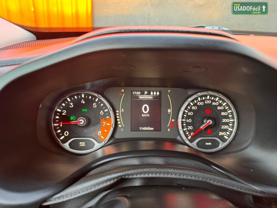 Jeep Renegade Longitude 1.8 4x2 Automático Flex 2016/2017 — foto 7 de 14