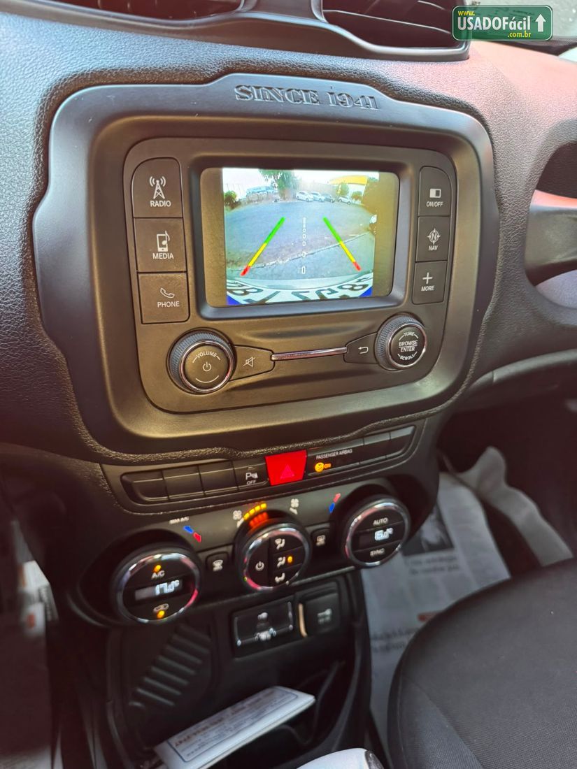 Jeep Renegade Longitude 1.8 4x2 Automático Flex 2016/2017 — foto 9 de 14
