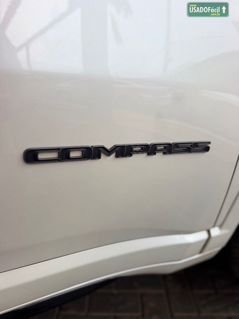 Jeep Compass Black Hurricane 2.0 4x4 Turbo Automático 2024/2025 — foto 5 de 23