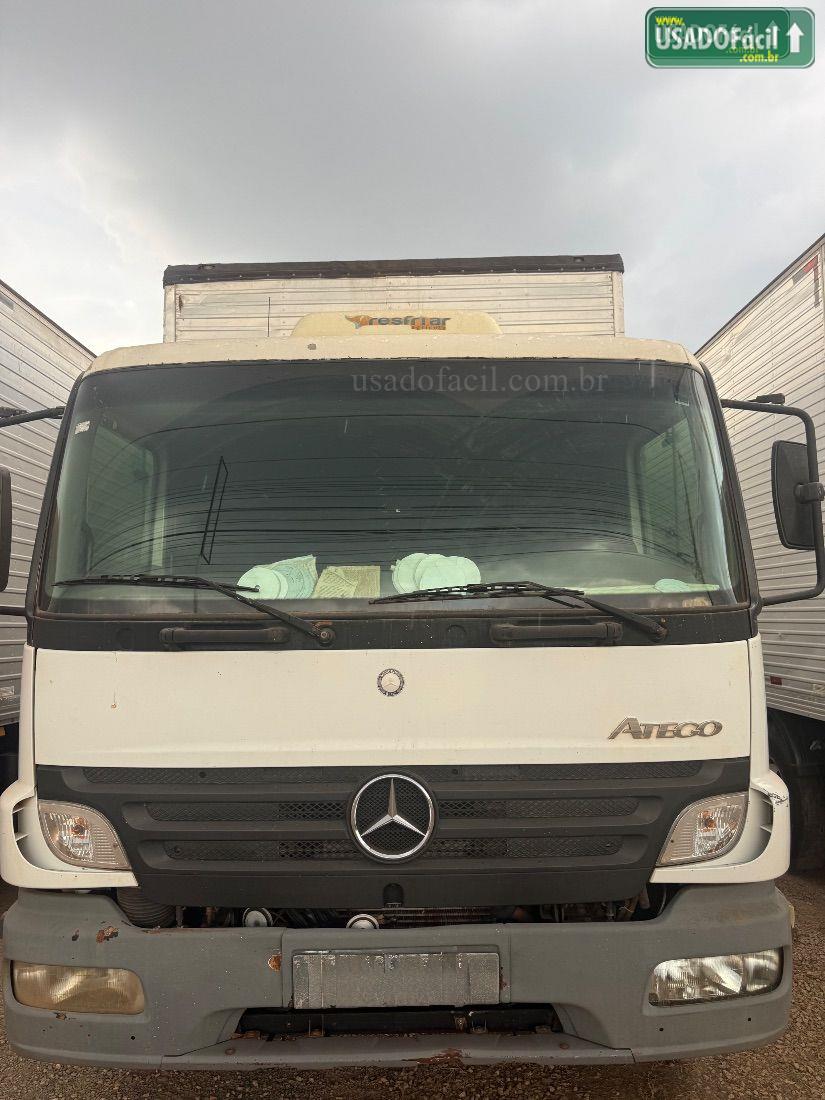 MERCEDES-BENZ mercedes Atego 1718 3-Eixos 2p diesel 2008/2008 — foto 2 de 6