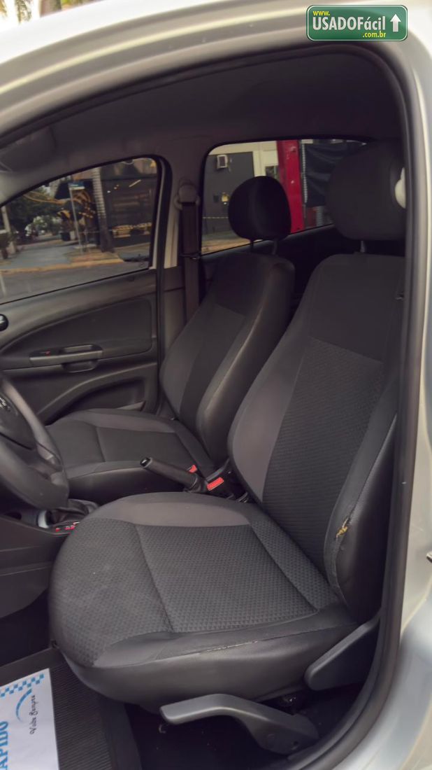 Volkswagen Voyage 1.6 MSi Automático Flex 2020/2021 — foto 11 de 12