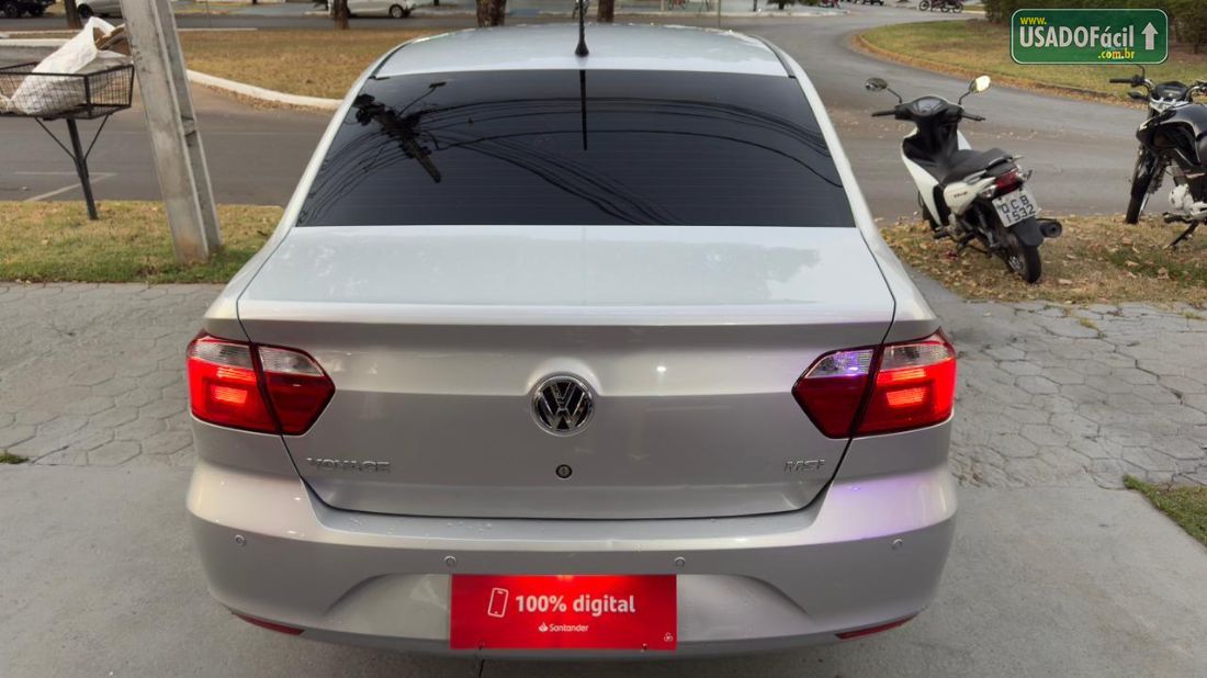 Volkswagen Voyage 1.6 MSi Automático Flex 2020/2021 — foto 5 de 12