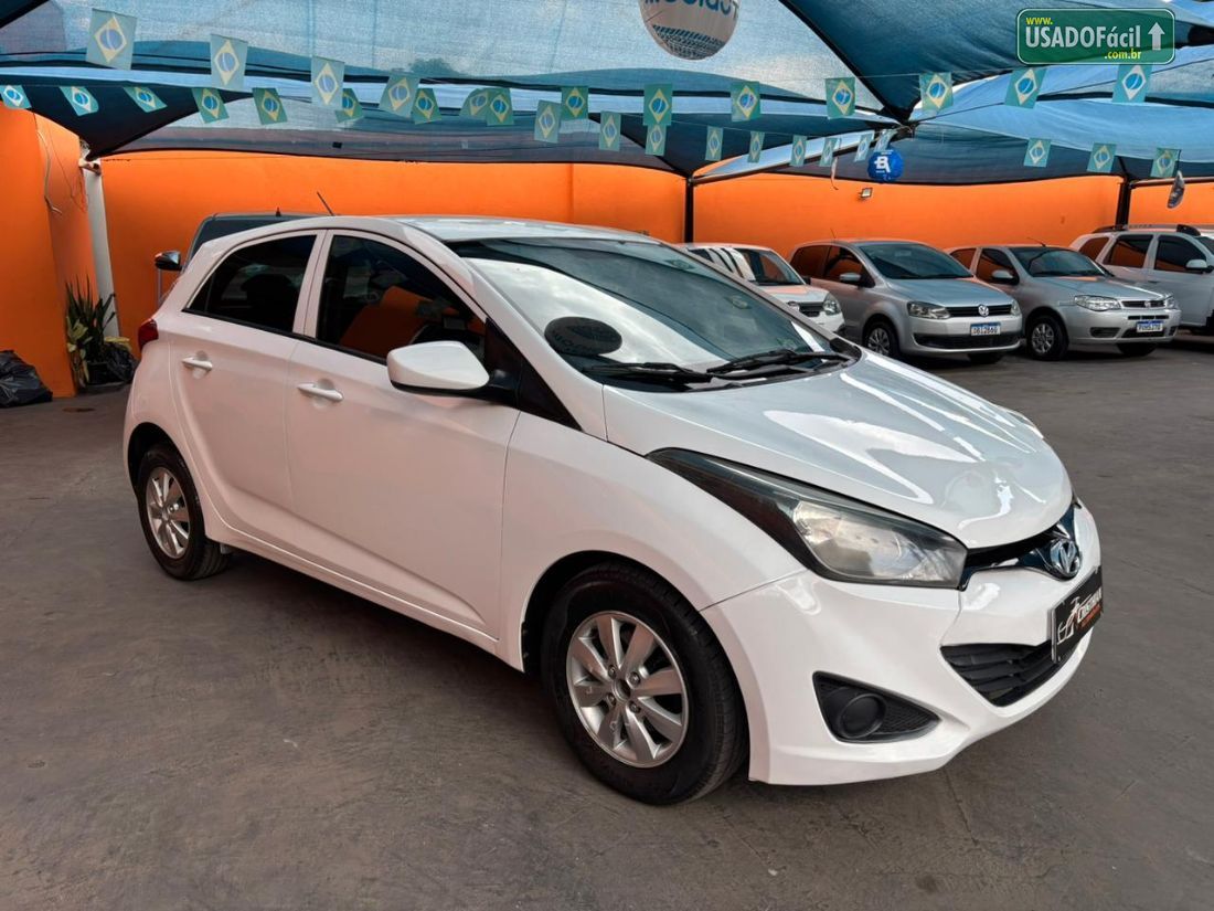 Hyundai HB20 Hatch Comfort 1.6 Mecânico Flex 2013/2014 — foto 3 de 12