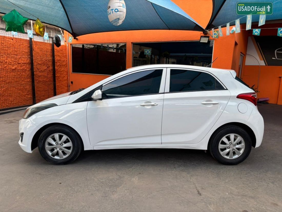 Hyundai HB20 Hatch Comfort 1.6 Mecânico Flex 2013/2014 — foto 5 de 12
