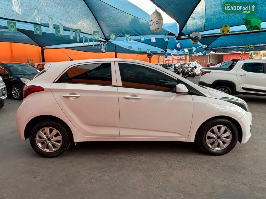 Hyundai HB20 Hatch Comfort 1.6 Mecânico Flex 2013/2014 — foto 6 de 12