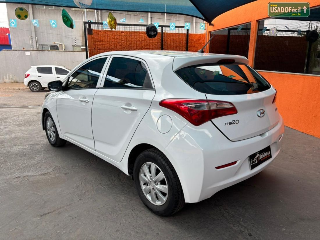 Hyundai HB20 Hatch Comfort 1.6 Mecânico Flex 2013/2014 — foto 7 de 12