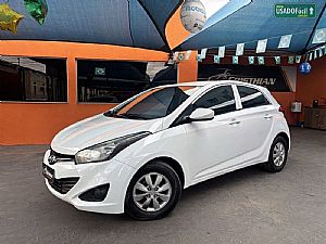 Hb20 Hatch Comfort 1.6 Mecânico Flex 2013/2014 em Cuiabá - MT
