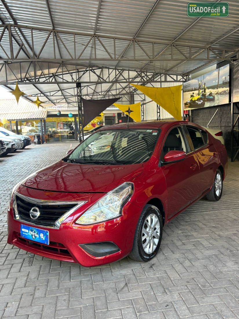 Nissan Versa SV 1.6 Automático FlexStart 2016/2017 — foto 3 de 13