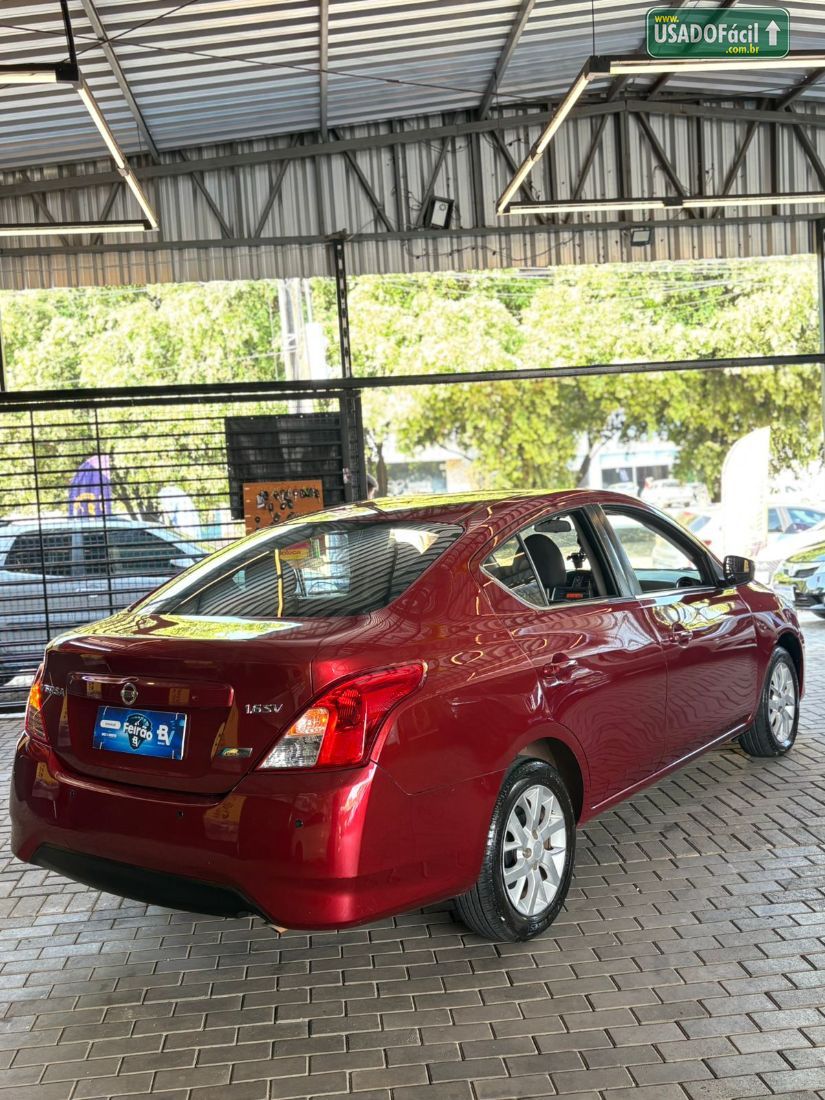 Nissan Versa SV 1.6 Automático FlexStart 2016/2017 — foto 6 de 13