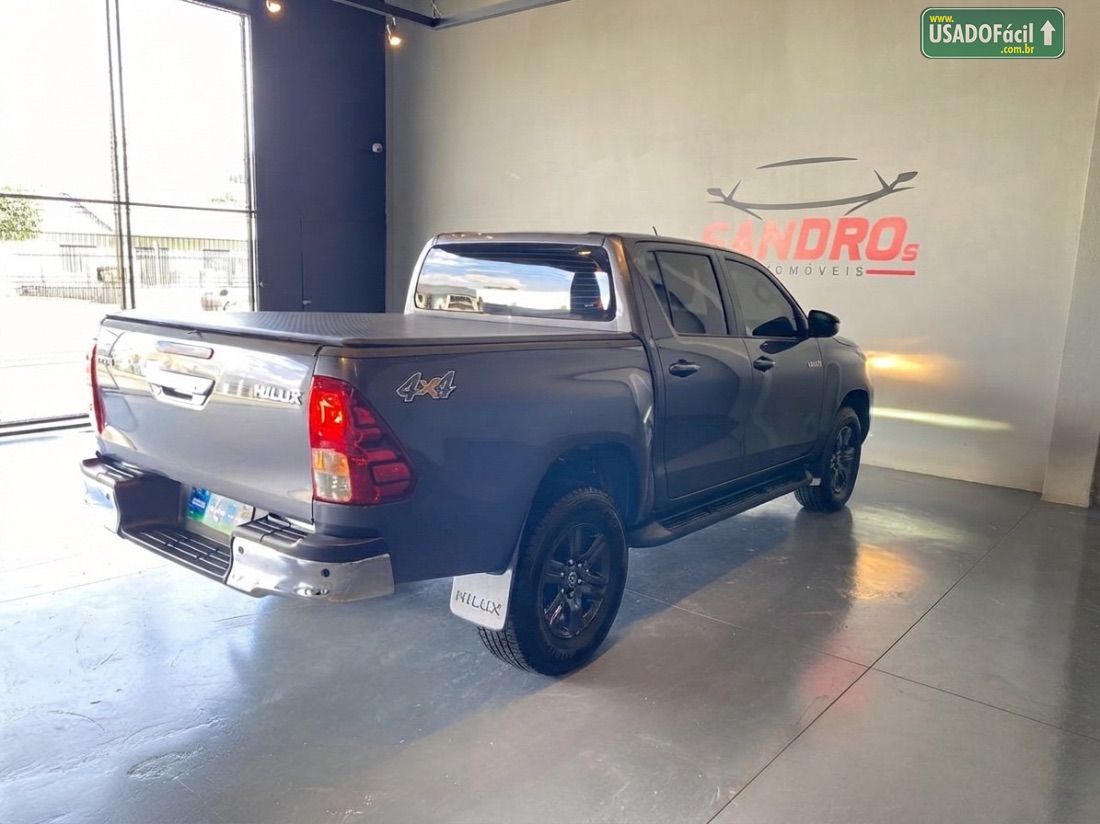 Toyota Hilux SR CD 2.8 4X4 TDI Automático Diesel 2023/2024 — foto 15 de 54