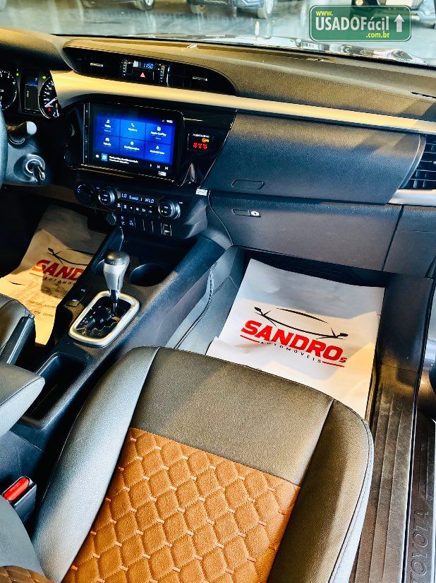 Toyota Hilux SR CD 2.8 4X4 TDI Automático Diesel 2023/2024 — foto 37 de 54