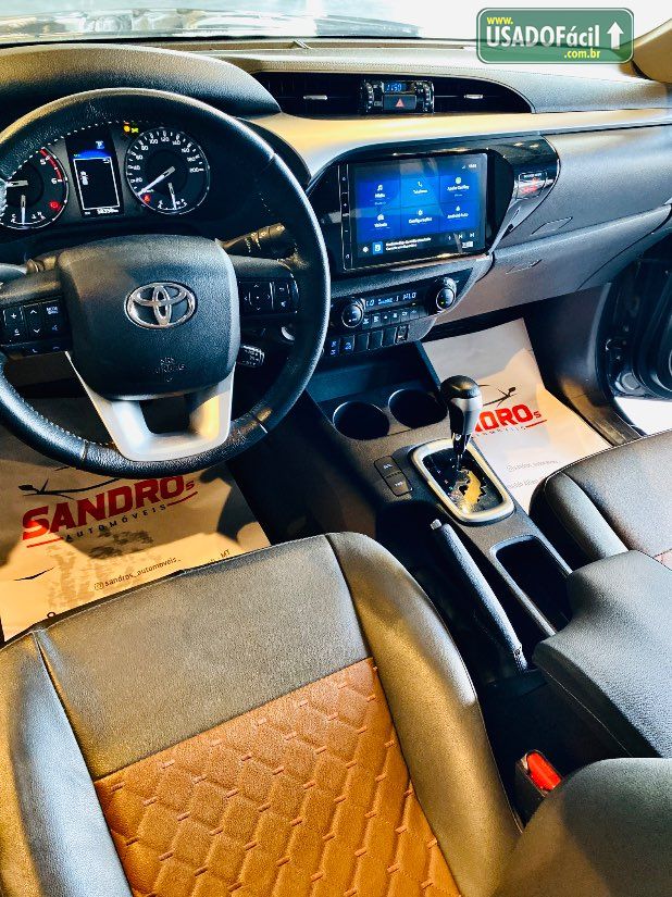 Toyota Hilux SR CD 2.8 4X4 TDI Automático Diesel 2023/2024 — foto 38 de 54