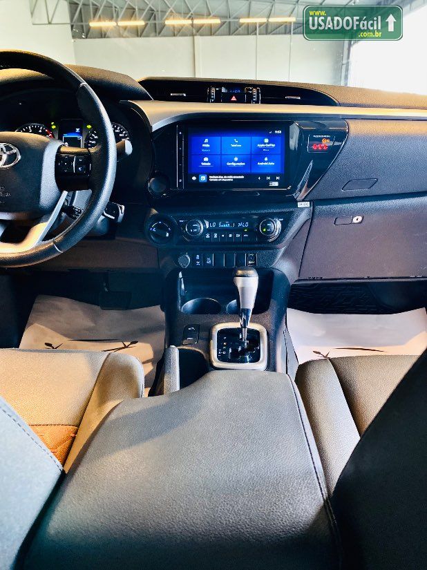 Toyota Hilux SR CD 2.8 4X4 TDI Automático Diesel 2023/2024 — foto 39 de 54