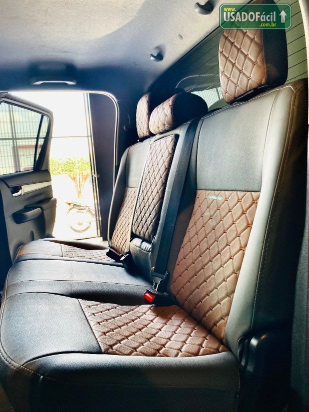 Toyota Hilux SR CD 2.8 4X4 TDI Automático Diesel 2023/2024 — foto 49 de 54