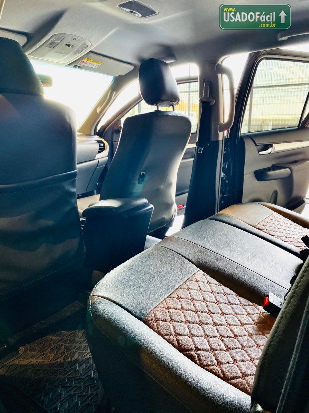 Toyota Hilux SR CD 2.8 4X4 TDI Automático Diesel 2023/2024 — foto 52 de 54