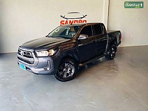 Toyota Hilux SR CD 2.8 4X4 TDI Automático Diesel