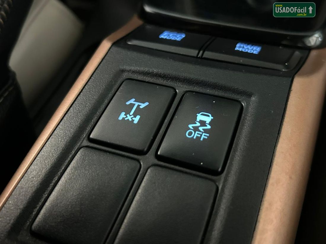 Toyota Hilux SW4 SRX Diamond 2.8 4x4 turbo Automático Diesel 2018/2019 — foto 10 de 23