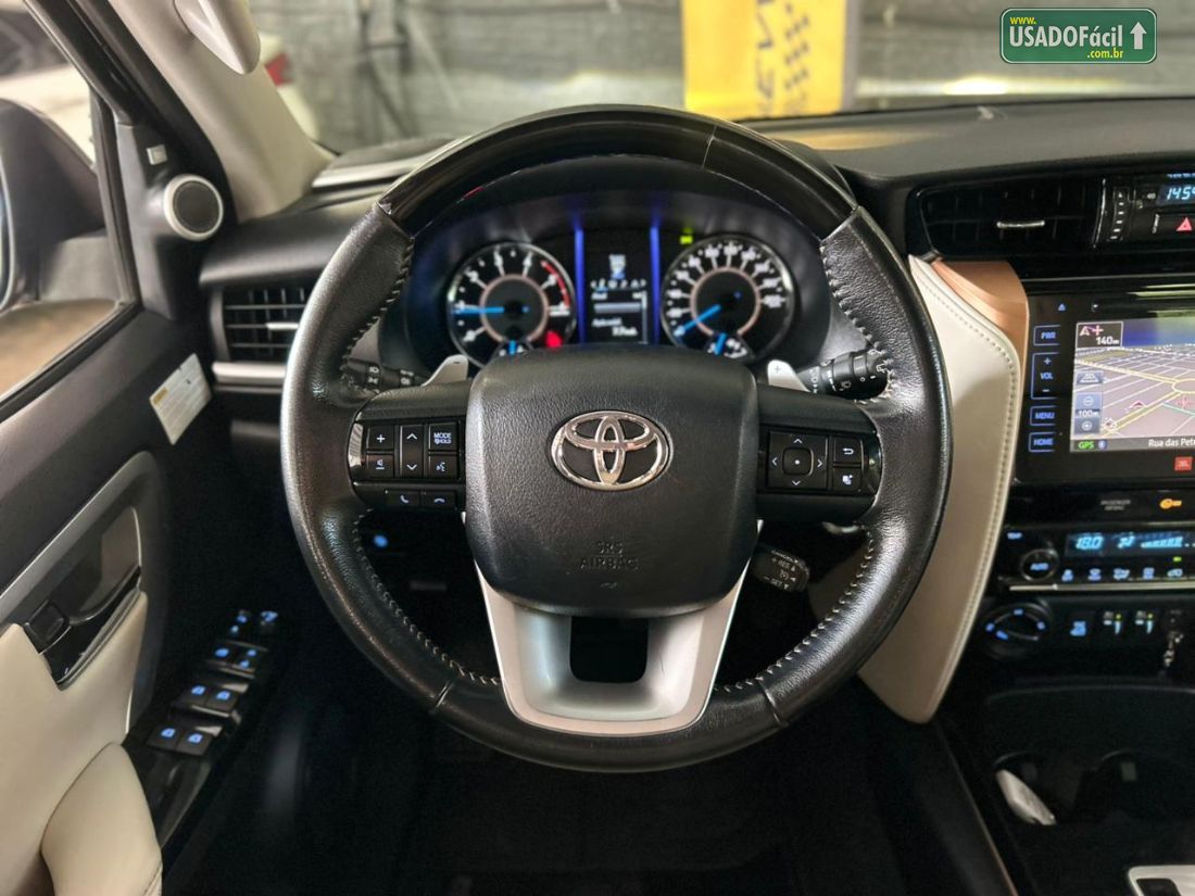 Toyota Hilux SW4 SRX Diamond 2.8 4x4 turbo Automático Diesel 2018/2019 — foto 22 de 23