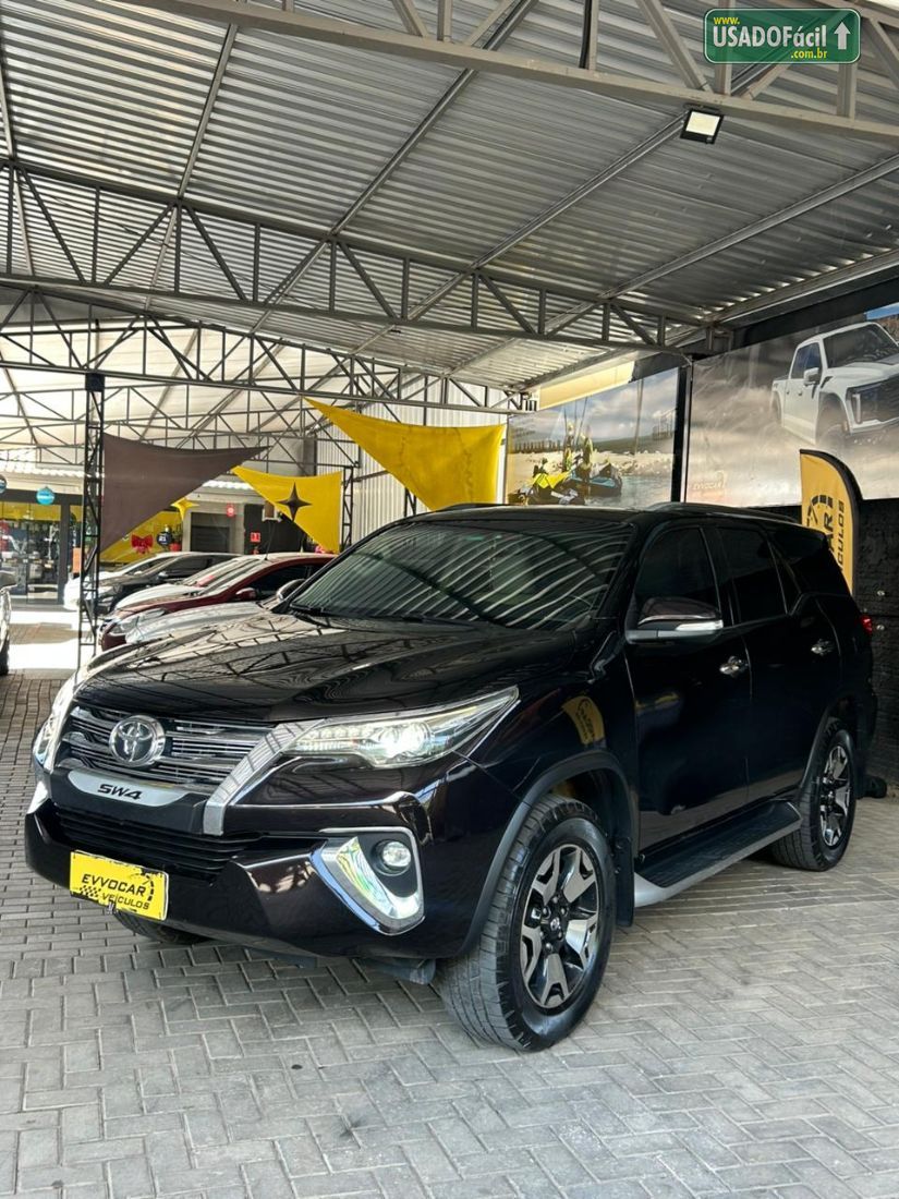 Toyota Hilux SW4 SRX Diamond 2.8 4x4 turbo Automático Diesel 2018/2019 — foto 3 de 23