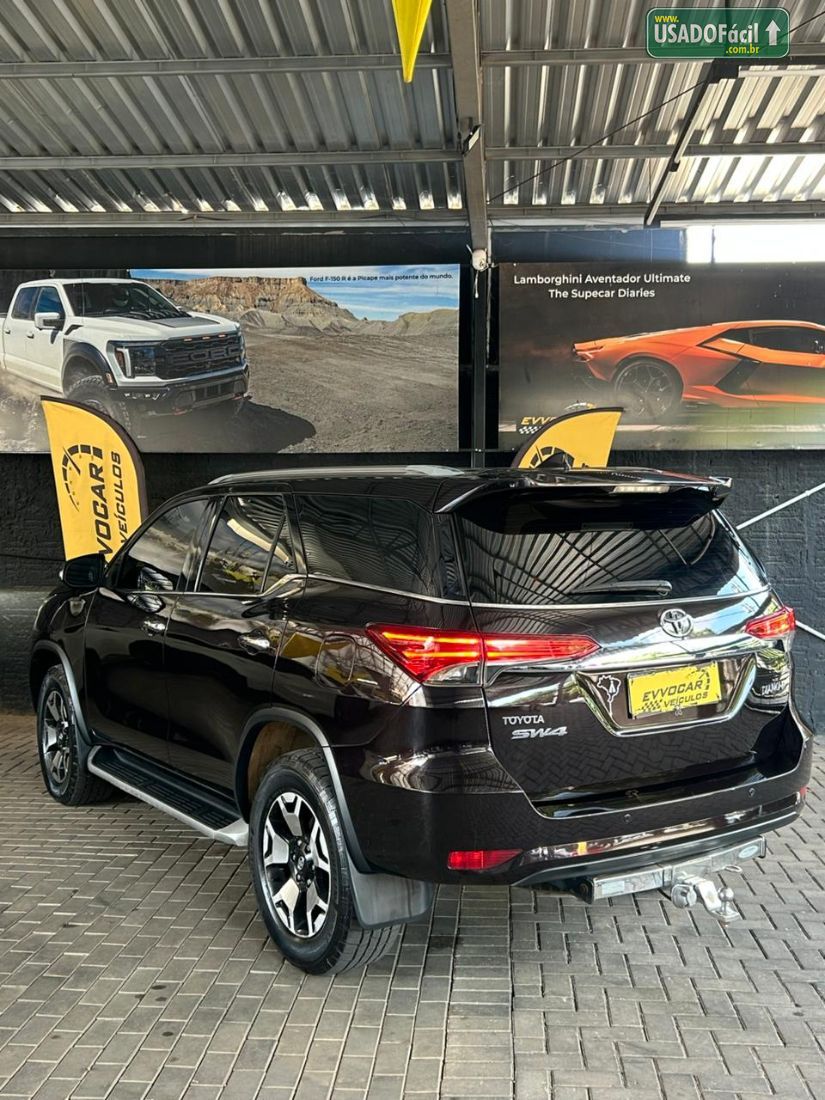 Toyota Hilux SW4 SRX Diamond 2.8 4x4 turbo Automático Diesel 2018/2019 — foto 5 de 23