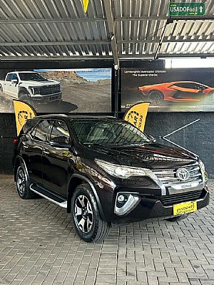 Hilux Sw4 Srx Diamond 2.8 4x4 Turbo Automático Diesel 2018/2019 em Sinop - MT