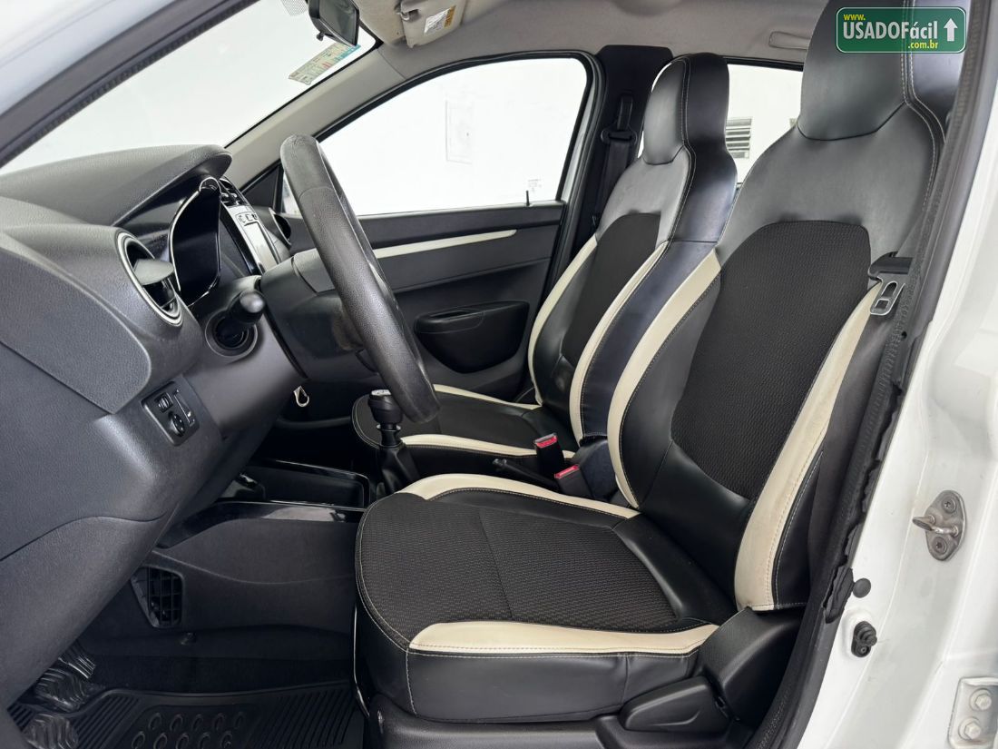 Renault Kwid Intense 1.0 Mecânico Flex 2018/2019 — foto 10 de 12