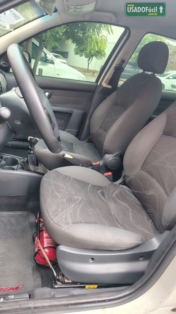 FIAT Siena EL 1.0 mpi Fire Flex 8V 4p 2013/2014 — foto 11 de 13