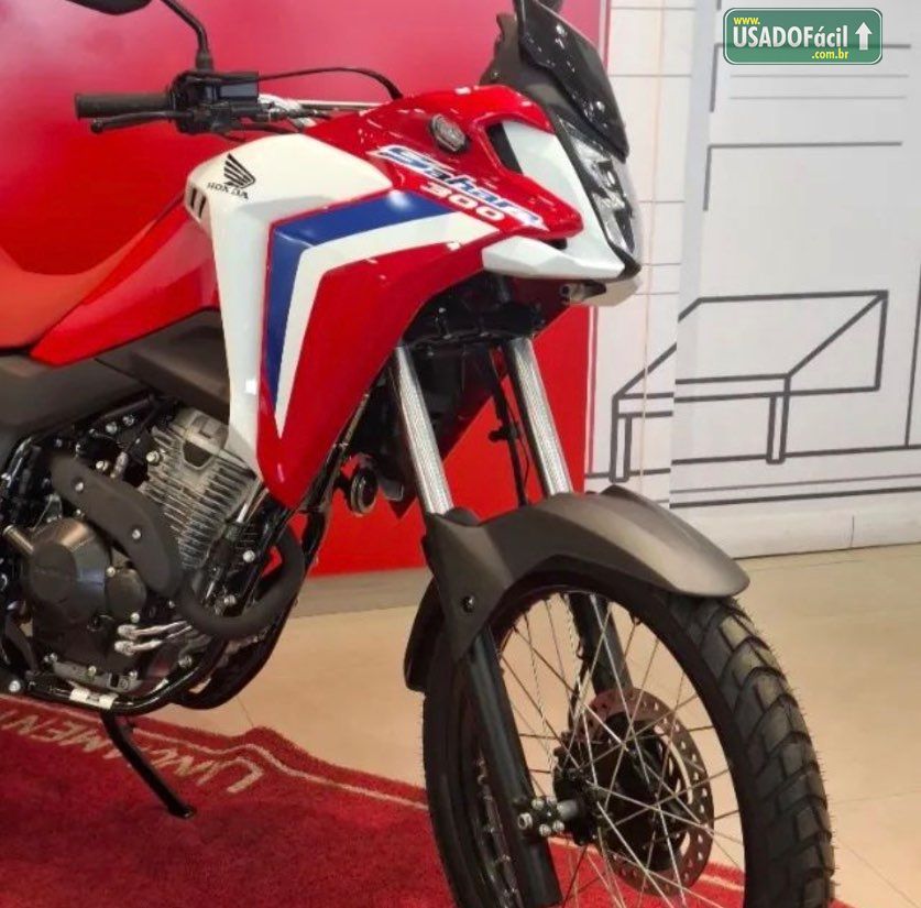 Honda Sahara 300 Rally 0km 2026/2027 — foto 2 de 5