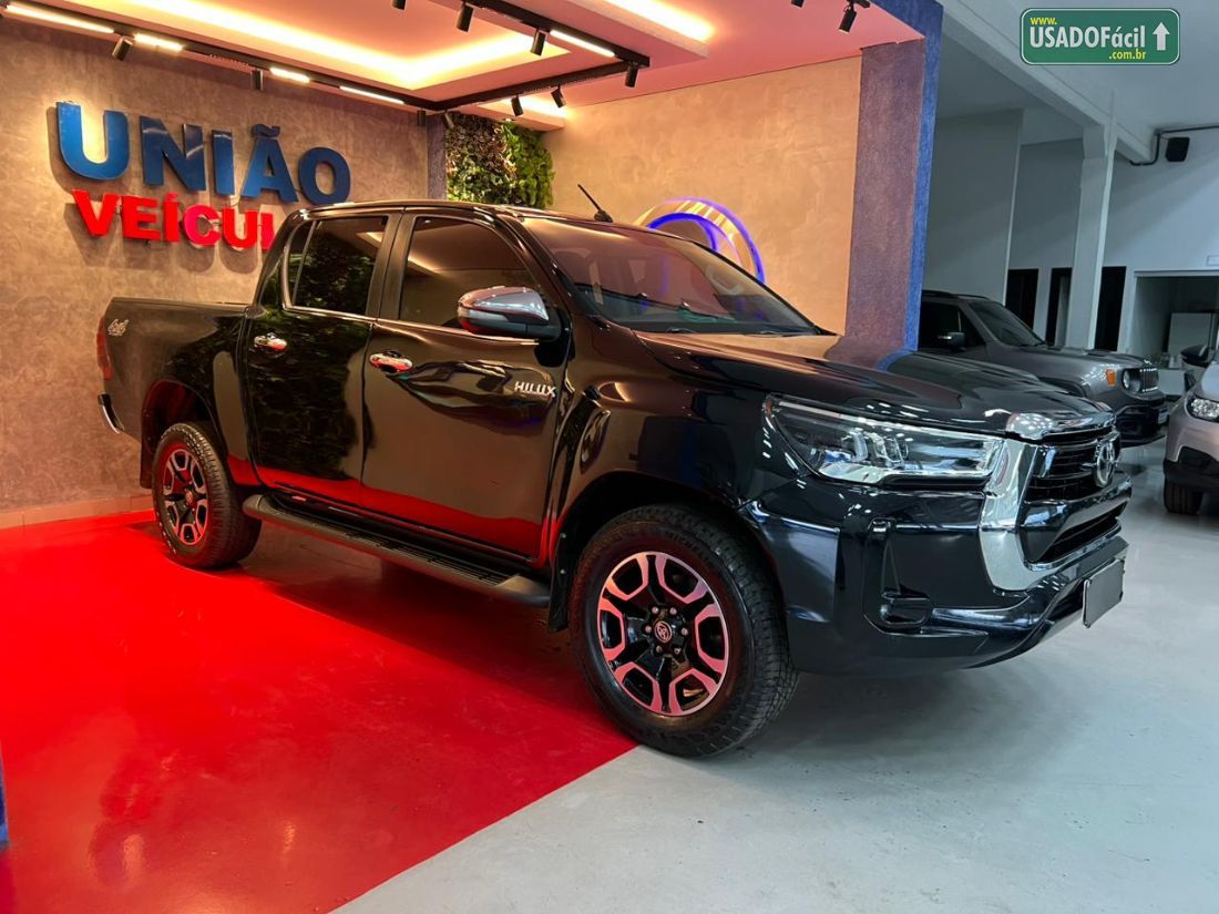 Toyota Hilux SRX CD 2.8 4x4 TDI Automático Diesel 2016/2016 — foto 3 de 11