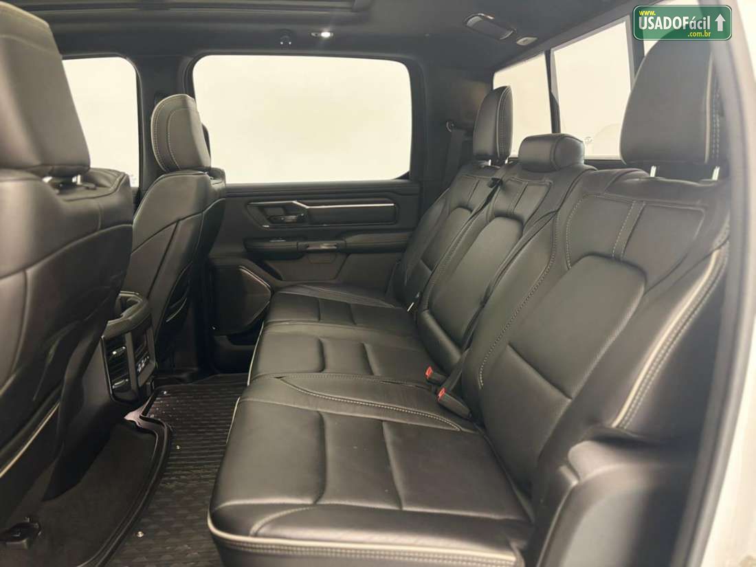 RAM Ram 1500 Limited Night Edition 5.7 4x4 Automático 2023/2024 — foto 16 de 16