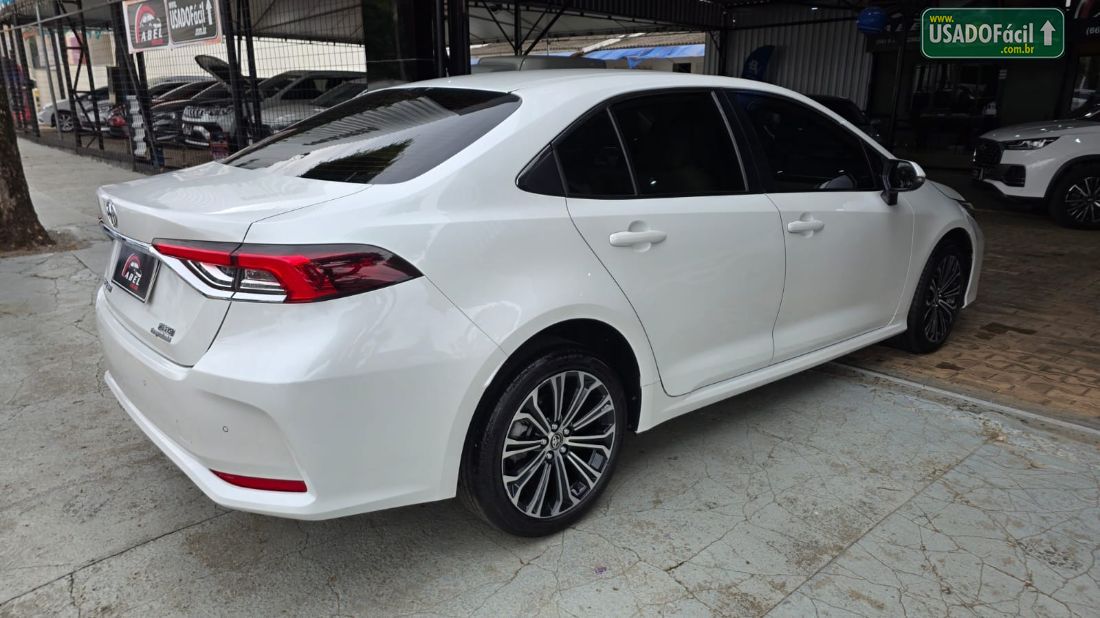 Toyota Corolla Altis Premium 2.0 Automático Flex 2022/2023 — foto 4 de 10