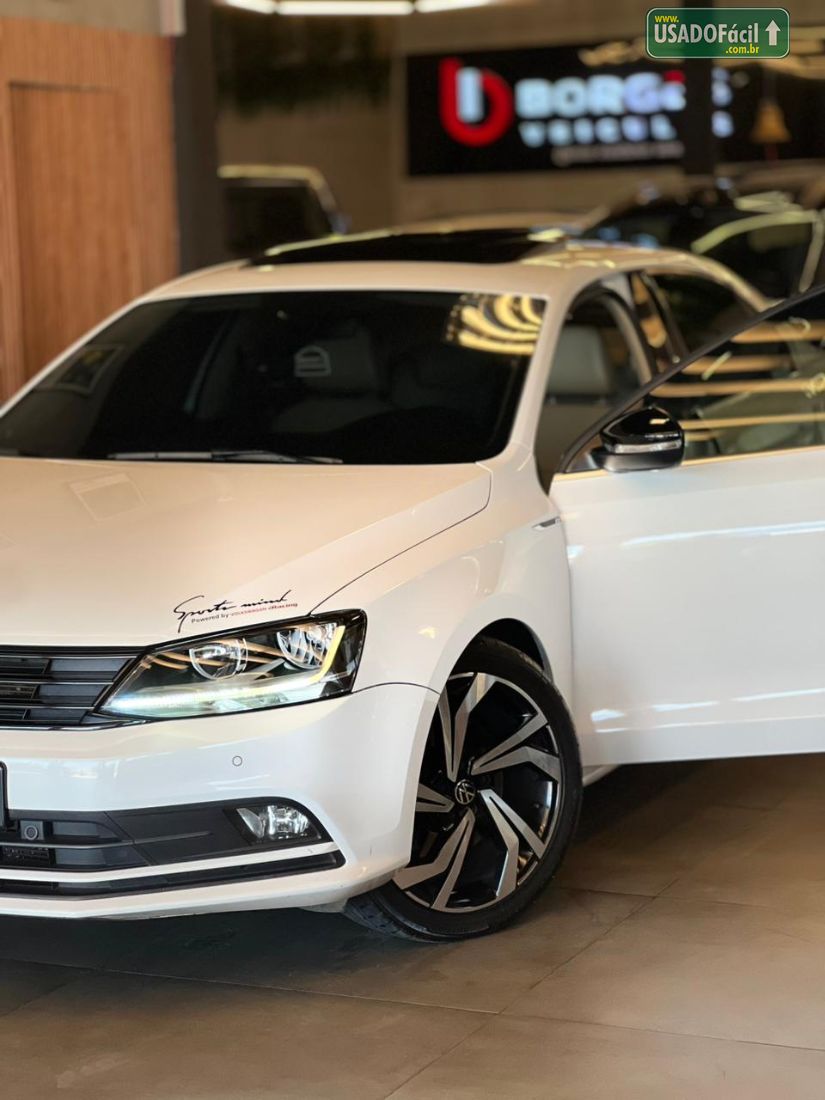 Volkswagen Jetta Highline 2.0 TSI Automático Tiptronic 2016/2017 — foto 8 de 17